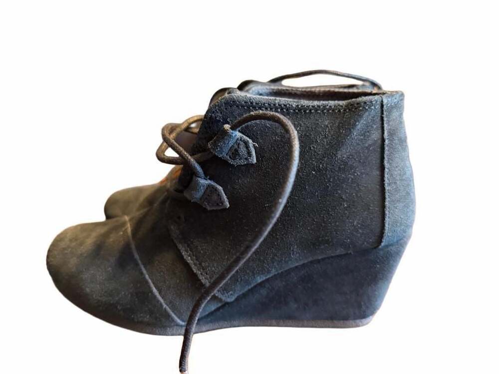 TOMS Kala Wedge Booties, Black Suede, Size US 7, Lace Up Ankle Boots